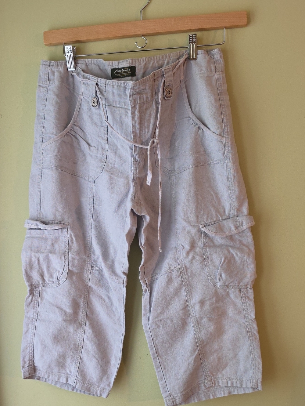 Eddie Bauer Light Gray Cargo Capris